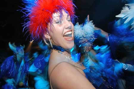 16.woman read and blue plumes 16.woman read and blue plumes